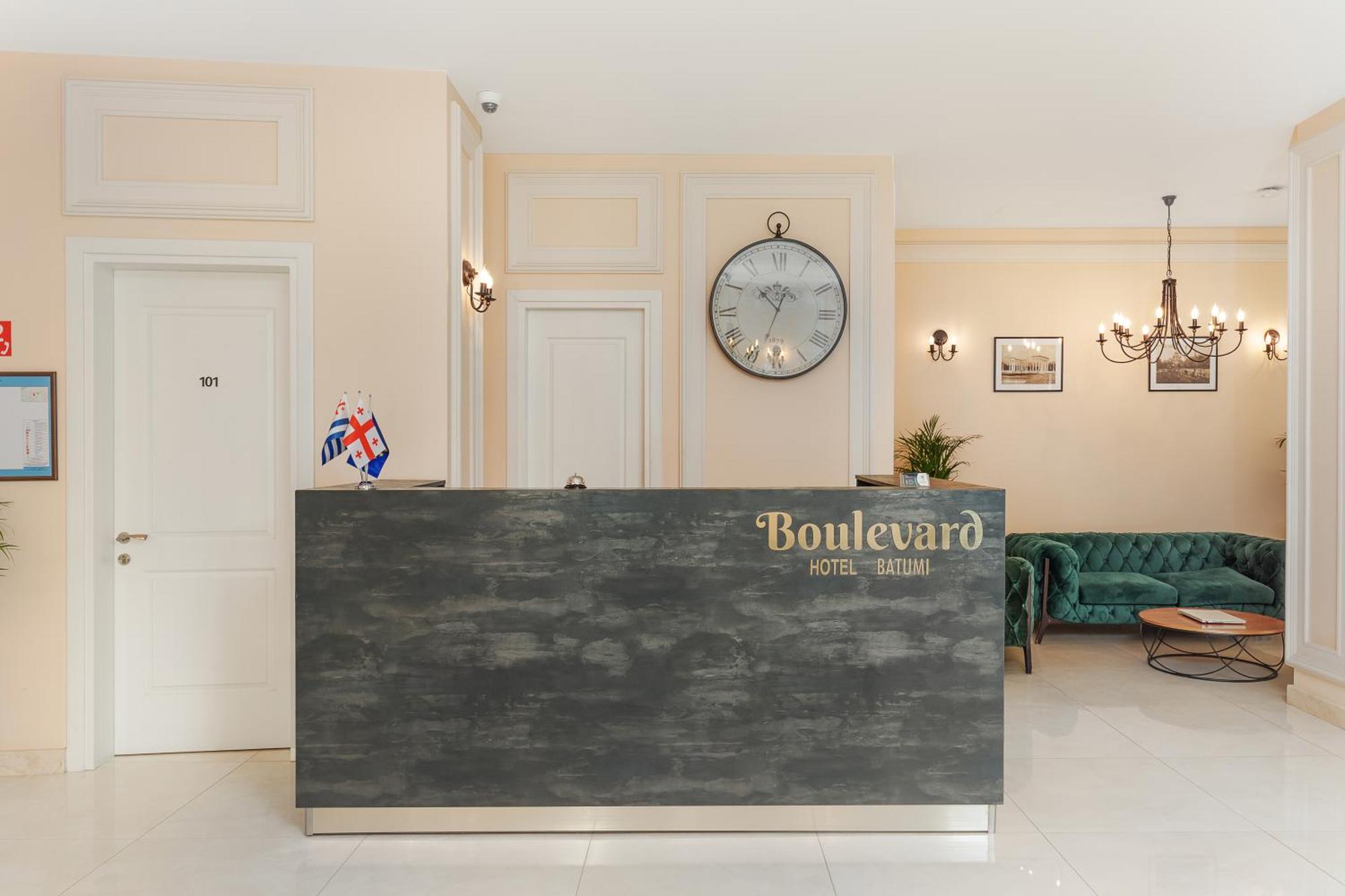 Boulevard Hotel Batumi Ngoại thất bức ảnh