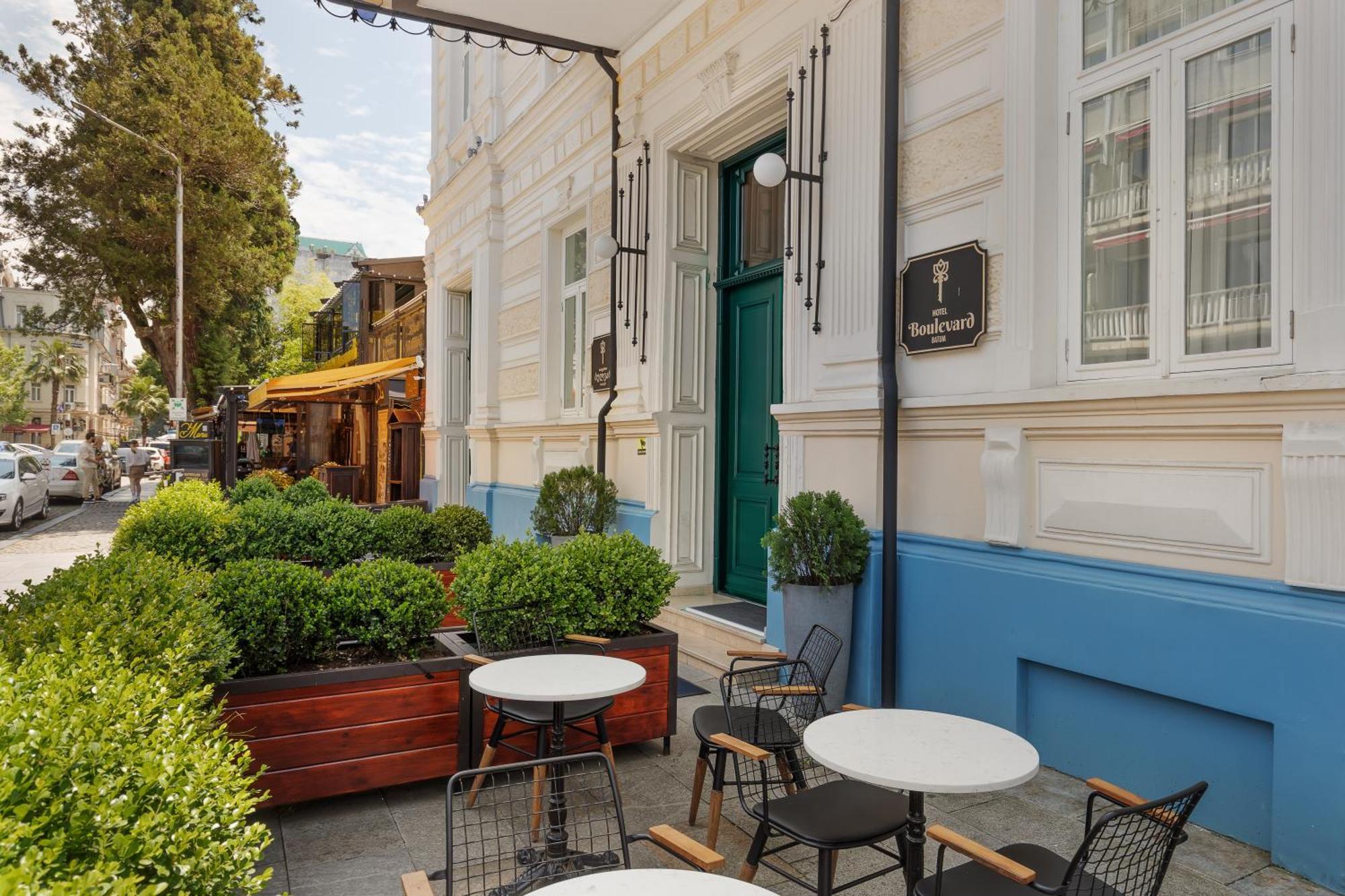 Boulevard Hotel Batumi Ngoại thất bức ảnh