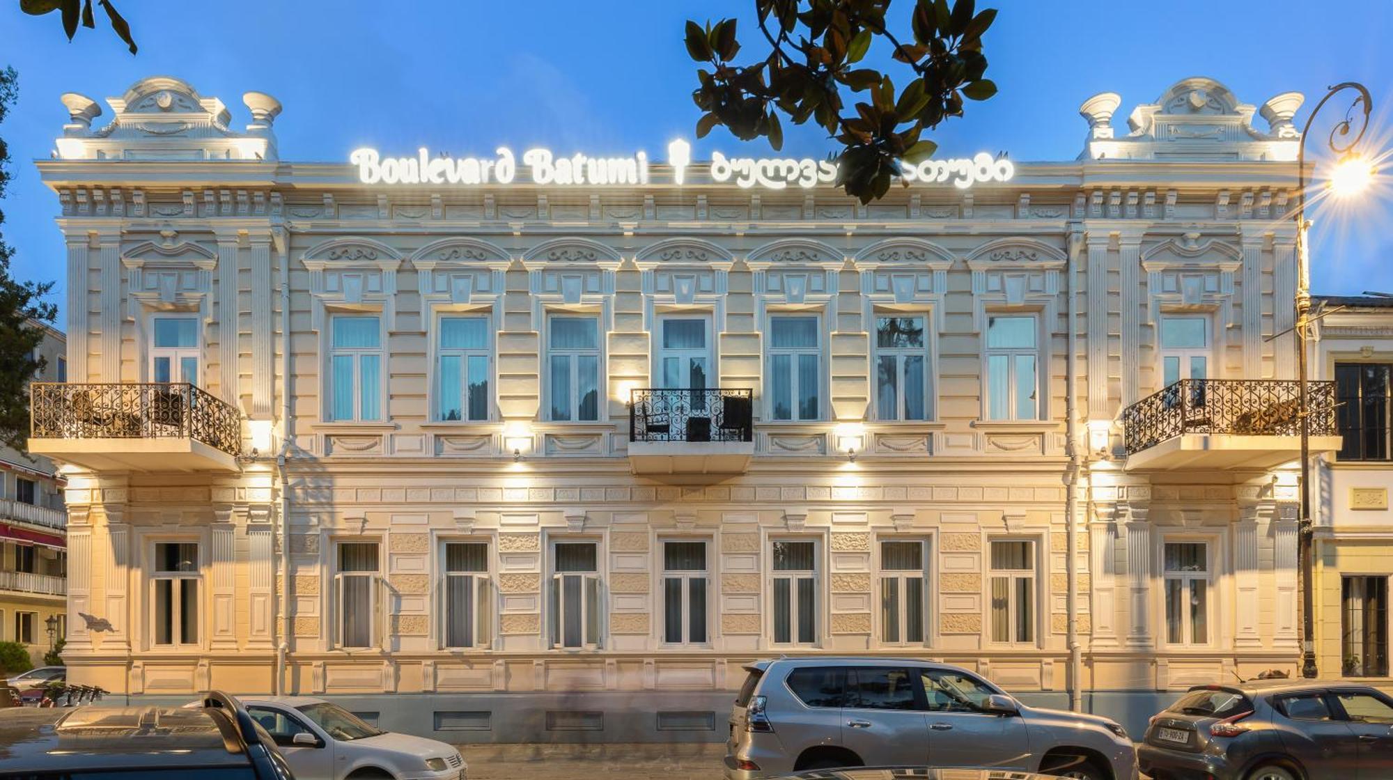 Boulevard Hotel Batumi Ngoại thất bức ảnh